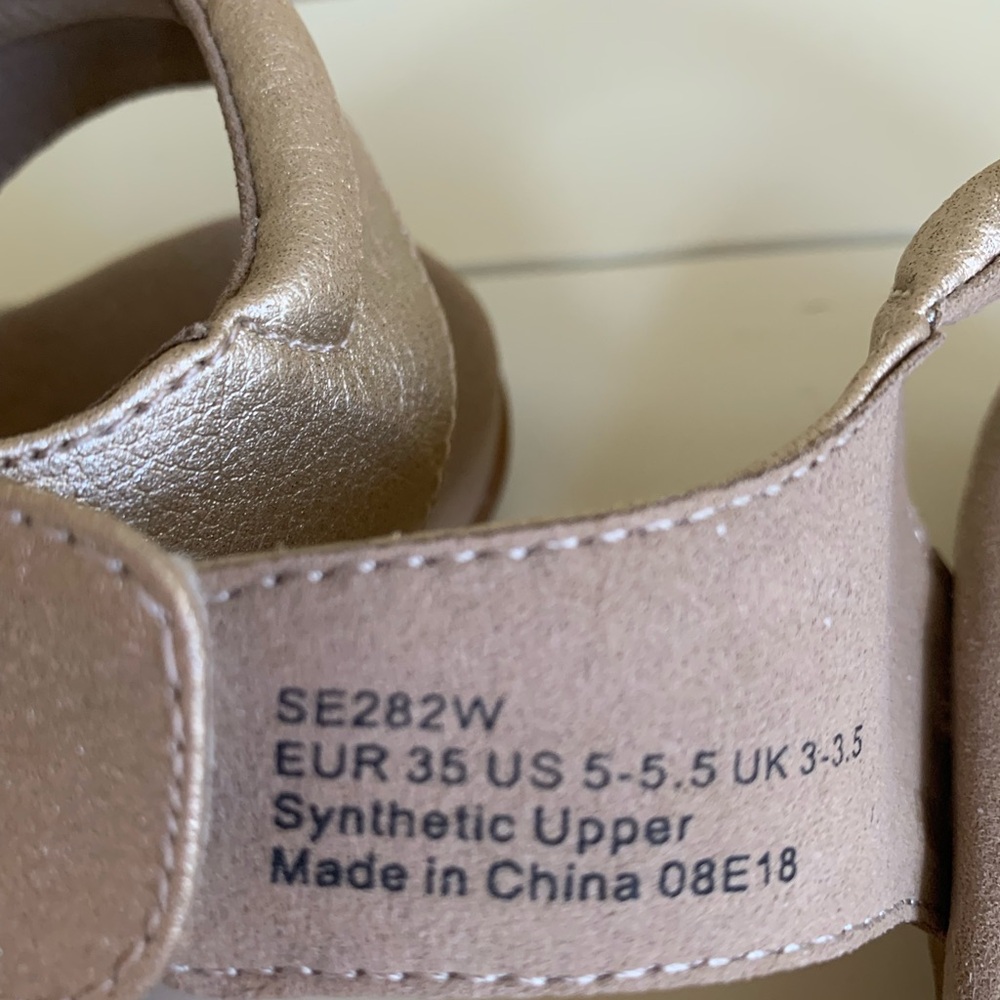 AETREX Gold and Tan Glitter Sandals with Ankle Strap - Picture 5 of 7